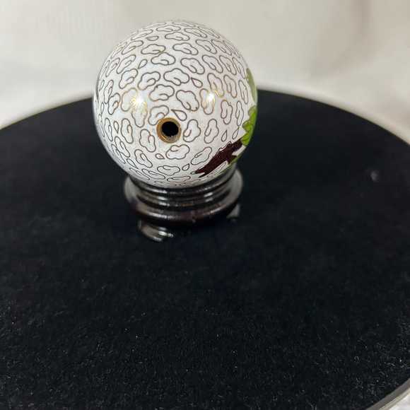 Vintage Cloisonné egg with floral theme - Picture 7 of 8